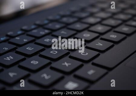 Selektiver Fokus der Tastaturbuchstaben Stockfoto