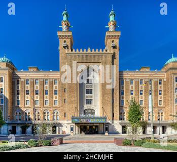 Altria Theatre, ursprünglich von Shriners als AccaTemple Shrine im Jahr 1927 im maurischen Stil erbaut. Stockfoto