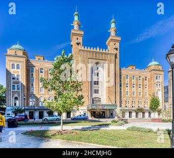 Altria Theatre, ursprünglich von Shriners als AccaTemple Shrine im Jahr 1927 im maurischen Stil erbaut. Stockfoto