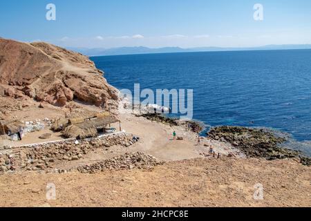 Blue Hole Tauchbasis. Rotes Meer. Dahab. Sinai-Halbinsel. Ägypten. Stockfoto