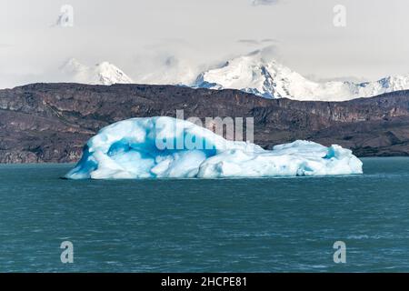 Der unglaubliche 'Perito Moreno' Gletscher in Patagonien und der Eisbergkanal im Lago Argentino Stockfoto