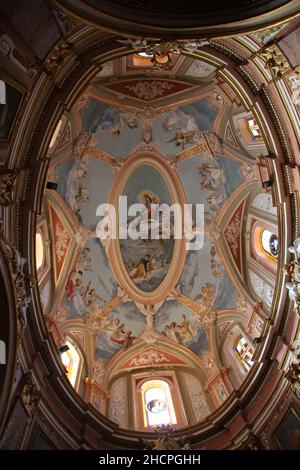 Deckenfresko in der Kuppel der Kirche der Verkündigung, Mdina, Malta Stockfoto