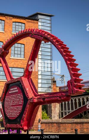 Großbritannien, England, Manchester, Castlefield, Castle Street, Eastgate Gebäude im Grocer's Warehouse alten industriellen Zahnrad Erbe Zeichen Stockfoto