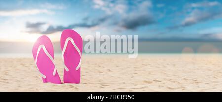 Flip-Flop auf dem Strand Sommerurlaub, Reise-Konzept Bild Stockfoto