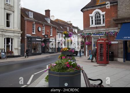 Blick auf die Straße in Wimborne, Dorset in Großbritannien Stockfoto