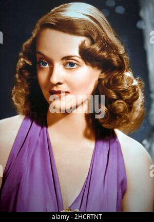 Farbbild von Bette Davis im Natural History Museum in Los Angeles, CA Stockfoto