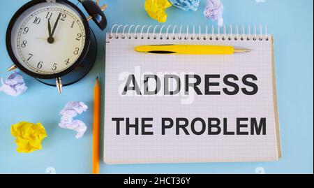 Beheben Sie den in Notebook, Business Concept, verfassten Problemtext Stockfoto