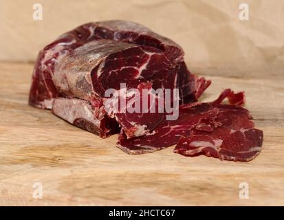 Cecina de Leon, gesalzenes und luftgetrocknetes Rindfleisch aus der Provinz Leon, lokale Spezialität Stockfoto