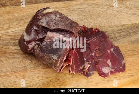 Cecina de Leon, gesalzenes und luftgetrocknetes Rindfleisch aus der Provinz Leon, lokale Spezialität Stockfoto