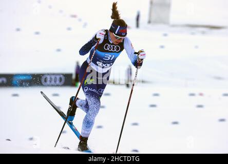 Oberstdorf, Deutschland. 01st Januar 2022. Langlaufen/Langlaufen: WM, Tour de Ski, Qualifikation, Sprint-Klassiker, Damen. Johanna Matintalo aus Finnland auf der Strecke. Quelle: Karl-Josef Hildenbrand/dpa/Alamy Live News Stockfoto