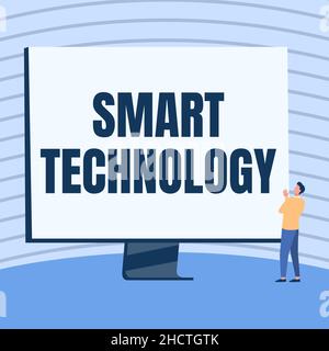 Text mit Inspiration Smart Technology. Konzeptionelles Foto zum Schutz und zur Vermeidung von Fehlern auf Festplatten man Standing Drawing Blick auf große Stockfoto