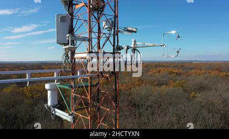 Diffusing Tower Wissenschaft Station Wirbelkovarianzsysteme, Wissenschaftler hohe ...