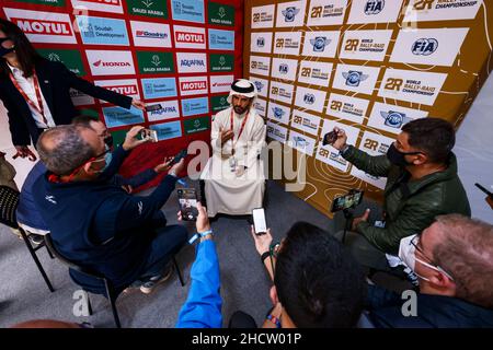 Hagel, Saudi-Arabien. 01st Januar 2022. Ben Sulaymen Mohammed (Are), Präsident der FIA, Porträt beim Podeststart der Rallye Dakar 2022 am 1st 2022. Januar in Hail, Saudi-Arabien - Foto Julien Delfosse / DPPI Credit: DPPI Media/Alamy Live News Stockfoto