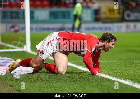 LONDON, GBR. JAN 1st Alex Gilbey von Charlton Athletic reagiert während des Spiels der Sky Bet League 1 zwischen Charlton Athletic und Wycombe Wanderers am Samstag, dem 1st. Januar 2022, im The Valley, London. (Kredit: Tom West | MI News) Kredit: MI Nachrichten & Sport /Alamy Live News Stockfoto