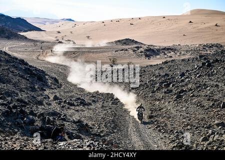 142 Svitko Stefan (svk), Slovnaft Rally Team, KTM 450 Rally Factory Replica, Moto, Action während der Etappe 1A der Rallye Dakar 2022 zwischen Jeddah und Hail, am 1st 2022. Januar in Hail, Saudi-Arabien - Foto Gigi Soldano / DPPI Stockfoto