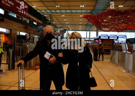 Bonnie Tyler bei der Abreise am Flughafen Berlin Brandenburg „Willy Brandt“. Berlin, 01.01.2022 Stockfoto