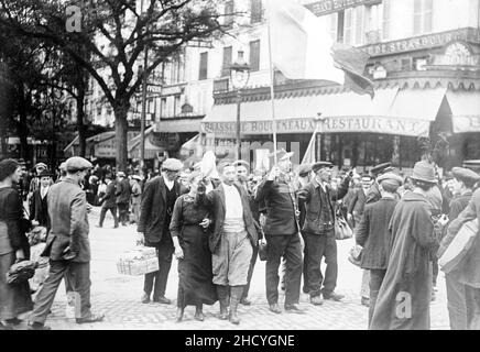 Reservisten zum Gare de L'est, Paris (LOC). Stockfoto