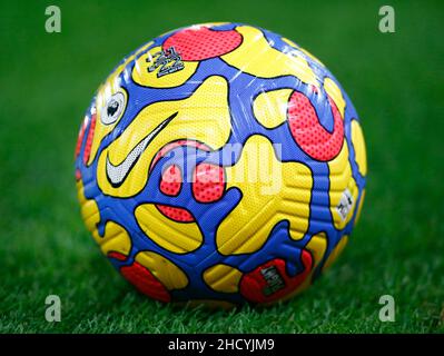 London, Großbritannien. 01st. Februar 2018. LONDON, Großbritannien, JANUAR 01: Matchball während der Premier League zwischen Crystal Palace und West Ham united im Selhurst Park Stadium, London am 01st. Januar 2022 Credit: Action Foto Sport/Alamy Live News Stockfoto