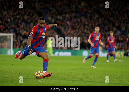 London, Großbritannien. 02nd Januar 2022. 1st. Januar 2022: Selhurst Park, Crystal Palace, London, England; Premier League Football, Crystal Palace versus West Ham; Jordan Ayew von Crystal Palace Credit: Action Plus Sports Images/Alamy Live News Stockfoto