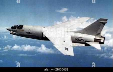 RF-8G Crusader VFP-63 det 4 in Flug c1981. Stockfoto