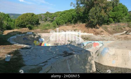 Einrichtungen des alten Skateparks in Arenys de Munt Region der Maresme Provinz Barcelona, Katalonien, Spanien Stockfoto