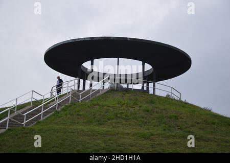 Die Otto-Lilienthal-Gedenkstätte in Lichterfelde, Berlin, Deutschland - 17. August 2021. Stockfoto