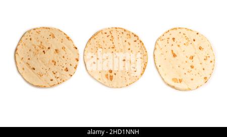 Pitta-Brot isoliert auf weißem Hintergrund. Draufsicht. Stockfoto