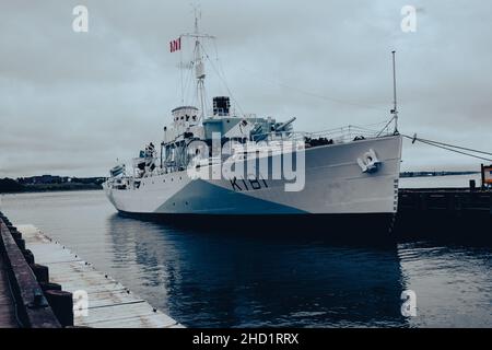 HMCS Sackville ist die letzte überlebende Korvette der Flower-Klasse aus dem Zweiten Weltkrieg, überlebte 30 Trans-Atlantic-Konvois eskortiert Stockfoto