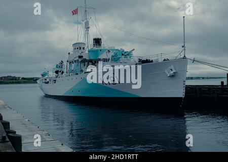 HMCS Sackville ist die letzte überlebende Korvette der Flower-Klasse aus dem Zweiten Weltkrieg, überlebte 30 Trans-Atlantic-Konvois eskortiert Stockfoto