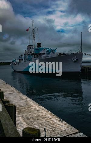 HMCS Sackville ist die letzte überlebende Korvette der Flower-Klasse aus dem Zweiten Weltkrieg, überlebte 30 Trans-Atlantic-Konvois eskortiert Stockfoto