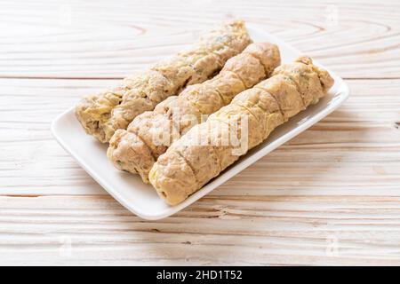 Steamed Crab Meat Roll: Chinesische Gerichte Stockfoto