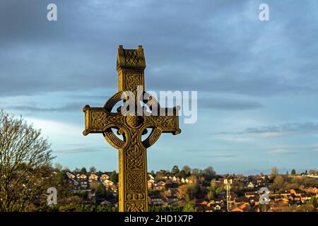 Viktorianischer Grabstein auf dem alten Friedhof von Blackburn. Stockfoto