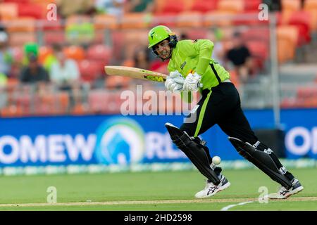 Sydney, Australien. 02nd Januar 2022. Jason Sangha von Thunder schlägt während des Spiels zwischen Sydney Thunder und Adelaide Stürmer im Sydney Showground Stadium, am 02. Januar 2022, in Sydney, Australien. (Nur für redaktionelle Verwendung) Credit: Izhar Ahmed Khan/Alamy Live News/Alamy Live News Stockfoto