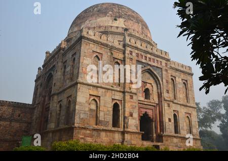 Bara Gumbad in den Lodhi-Gärten in Delhi Stockfoto