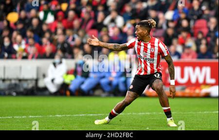 London, Großbritannien. 02nd Januar 2022. Ivan Toney vom FC Brentford appellierte am 2. Januar 2022 beim Premier League-Spiel zwischen Brentford und Aston Villa im Brentford Community Stadium, London, England. Foto von Phil Hutchinson. Nur zur redaktionellen Verwendung, Lizenz für kommerzielle Nutzung erforderlich. Keine Verwendung bei Wetten, Spielen oder Veröffentlichungen einzelner Clubs/Vereine/Spieler. Kredit: UK Sports Pics Ltd/Alamy Live Nachrichten Stockfoto