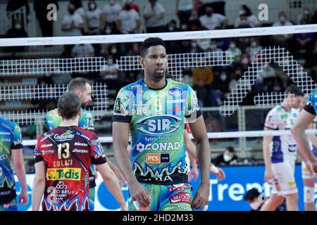 Trient, Italien. 02nd Januar 2022. Wilfredo Leon (Sir Safety Conad Perugia) während der ITAS Trentino gegen Sir Safety Conad Perugia, Volleyball Italienische Serie A Superliga Meisterschaft der Männer in Trient, Italien, Januar 02 2022 Quelle: Independent Photo Agency/Alamy Live News Stockfoto