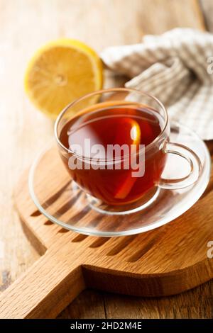 Gesunder hausgemachter Tee mit Zitrone Stockfoto