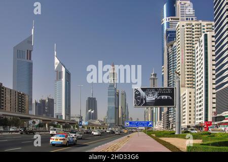 Die Innenstadt von Finanzplatz, Sheikh Zayed Road, Dubai, Dubai, Vereinigte Arabische Emirate Stockfoto