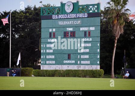 Wellington, USA. 02nd Januar 2022. Iglehart Cup Finale zwischen dem La Fe Polo Team und Beverly Polo im International Polo Club. Kredit: Yaroslav Sabitov/YES Market Media/Alamy Live Nachrichten Stockfoto