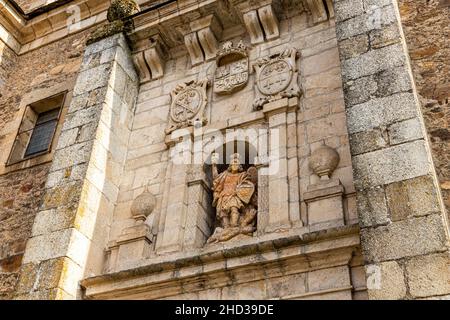 Ansicht von Statuen im Kloster San Miguel de las Duenas, Region El Bierzo bei Ponferrada Stockfoto