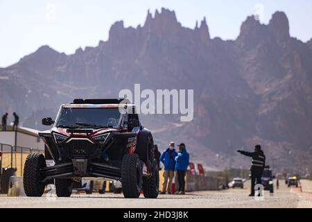 453 Umeda Shinsuke (jpn), Giovannetti David (ita), Xtremeplus Polaris Factory Team, Polaris RZR Pro XP, T4 FIA SSV, Motul, Aktion während der Etappe 1B der Rallye Dakar 2022 um Hail, am 2nd. Januar 2022 in Hail, Saudi-Arabien - Foto: Julien Delfosse/DPPI/LiveMedia Stockfoto