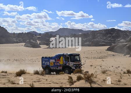 500 Sotnikov Dmitry (rus), Akhmadeev Ruslan (rus), Akhmetzianov Ilgiz (rus), Kamaz-Master, Kamaz 43509, T5 FIA Camion, Aktion während der Etappe 1B der Rallye Dakar 2022 um Hail, am 2nd. Januar 2022 in Hail, Saudi-Arabien - Foto: Gigi Soldano/DPPI/LiveMedia Stockfoto