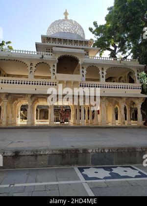 Majestic Gulab Bagh - der größte Garten in Udaipur, Rajasthan, Indien Stockfoto