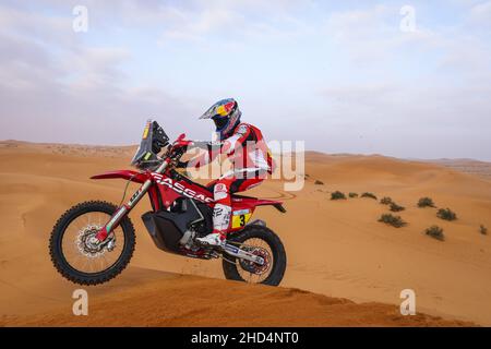 03 Sunderland Sam (aus), GasGas Factory Racing, KTM 450 Rally Factory Replica, Moto, W2RC, Action während der Etappe 2 der Rallye Dakar 2022 zwischen Hail und Al Artawiya, am 3rd 2022. Januar in Al Artawiya, Saudi-Arabien - Foto: Julien Delfosse/DPPI/LiveMedia Stockfoto