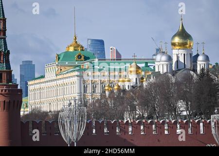 Der Moskauer Kreml. Ein sonniger Tag Anfang Mai im Zentrum der Hauptstadt Russlands. Stockfoto