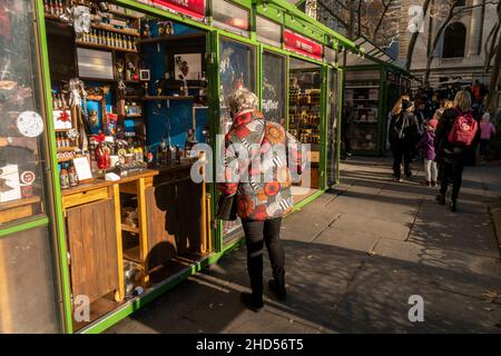 Aktivitäten nach Weihnachten im Bryant Park in Midtown Manhattan in New York am Sonntag, 26. Dezember 2021. (© Richard B. Levine) Stockfoto