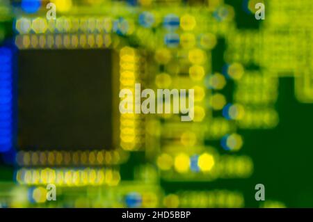 Unscharfer Hintergrund der Elektronikplatine Stockfoto