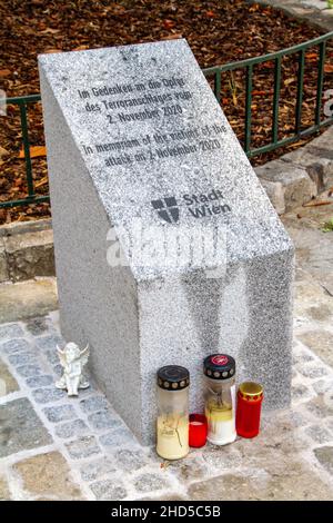 Wien, Österreich, 24. Juli 2021. Denkmal für die Opfer des Angriffs, eines islamistischen Terroranschlags, der am Abend des Nov. stattfand Stockfoto