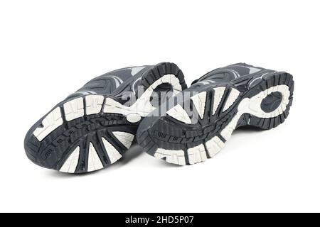 Blaue Sohlen Moderne Sneakers isoliert auf weißem Hintergrund. Hochauflösendes Foto. Volle Schärfentiefe. Stockfoto
