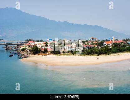 Hue, Vietnam - 13. März 2016: Dorf in der malerischen Lap an Lagune und lang Co Strand Stockfoto